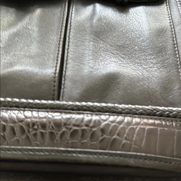 Brighton Black Croc-Embossed purse - Picture 4 of 12